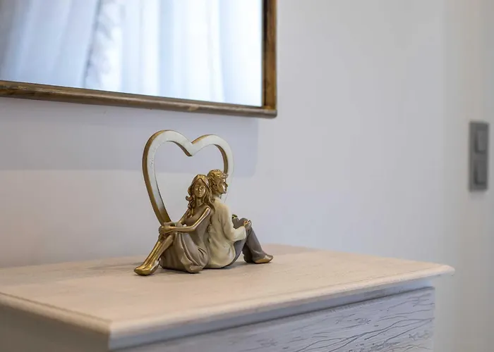 Hara's Cozy With Private Parking Daire Rhodes City